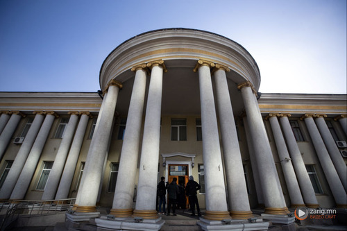 МОНГОЛ ИРГЭДИЙГ ХИЛЭЭС БУЦААЖ БУЙ ТАЛААР ГХЯ АНХААРУУЛЖ БАЙНА